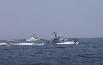 Sea Breeze-2020: военные катера отработали стрельбу по скоростным целям