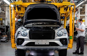 Обновленный Bentley Bentayga встал на конвейер