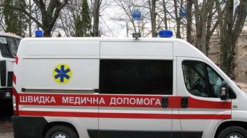 Под Львовом микроавтобус столкнулся с грузовиком, четыре человека ранены