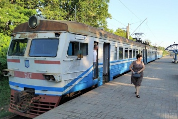 На Львовщине возобновляют движение 46 пригородных поездов