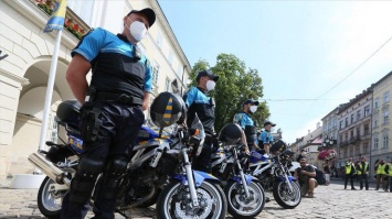 Во Львове начали работать полицейские мотопатрули