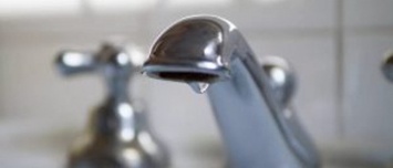 В «ЛНР» проблемы с водой в трех городах и одном районе