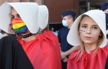 Польша хочет выйти из Стамбульской конвенции о защите женщин от насилия