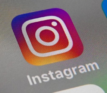 Instagram исправляет баг, который включает индикатор камеры при просмотре ленты