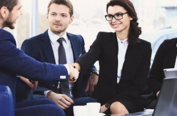 Бизнес-стиль для леди от INTERTOP: как выглядеть безупречно во время деловых переговоров