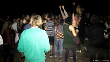 Тайные вечеринки во время пандемии: как в Берлине танцуют по ночам
