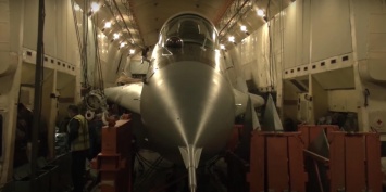 Минобороны показало перевозку МиГ-29 внутри Ан-22