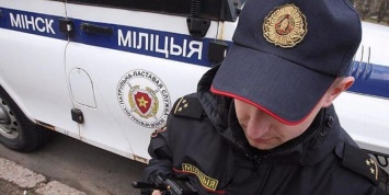 Заселились в военной форме, не пили: в Белоруссии показали задержание 32 "российских боевиков"