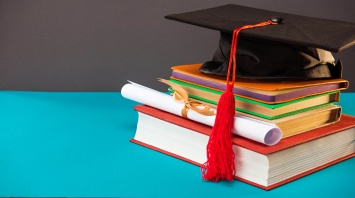 Списал - верни диплом: Министерство образования зарегистрировало новый законопроект