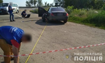 В Полтавской области на трассе Киев - Харьков расстреляли автомобиль, водитель погиб