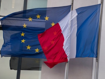 Франция выступила против тотального закрытия границ ЕС