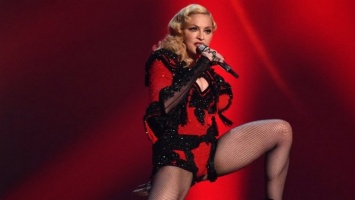 Instagram заблокировал видео Мадонны о "теории заговора" про коронавирус