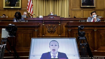 В Конгрессе США раскритиковали Amazon, Apple, Facebook и Google