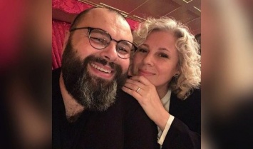 Макс Фадеев показал себя и жену на фото 32-летней давности