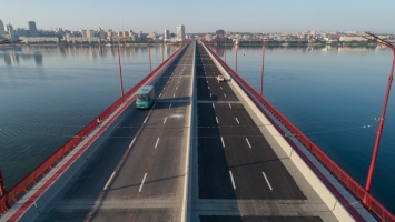 В Днепре на Новом и Кайдакском мостах могут разрешить ездить быстрее