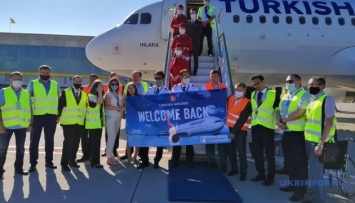 Turkish Airlines возобновила авиарейс Стамбул - Херсон