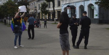 В центре Ярославля толпа десантников избила ЛГБТ-активиста