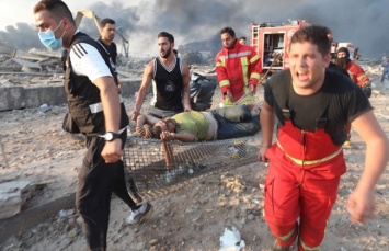 В столице Ливана прогремело два взрыва: десятки людей погибли, фото