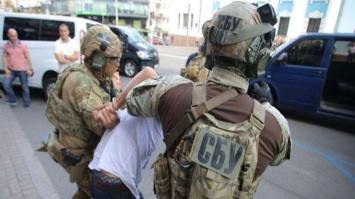 Суд над захватчиком банка в Киеве перенесли
