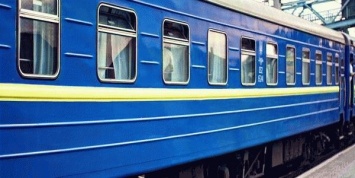 "Укрзализныця" уволит сотрудников поезда, в котором запорожец избил пассажирку