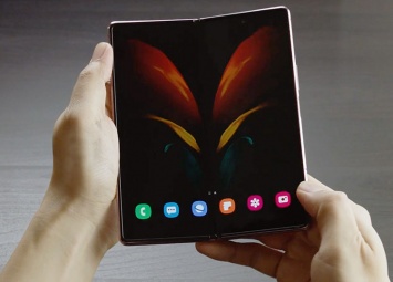 Вторая попытка: Samsung показала гибкий смартфон Galaxy Z Fold 2 с более крупными экранами