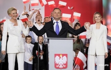 Дуда принес присягу и снова занял должность президента Польши