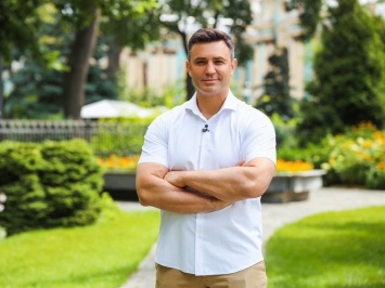 Нардеп Тищенко в июле больше всех политиков потратил на политическую рекламу в соцсетях
