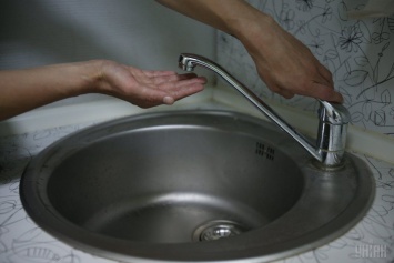 Жители четырех городов остались без воды из-за долгов водоканалов