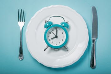 Интервальное голодание показало эффективность при лечении тяжелого заболевания