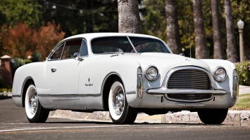 В сети показали редчайшее купе Chrysler Ghia 1953 года выпуска