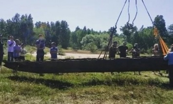 В Житомирской области нашли древлянскую лодку