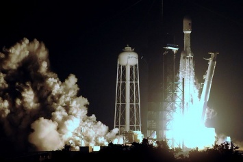 SpaceX будет выполнять космические миссии для Министерства обороны США