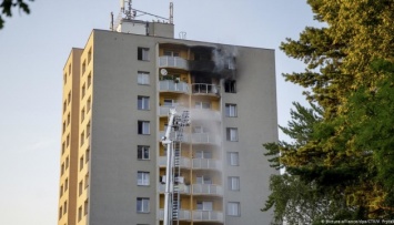 Пожар в чешской многоэтажке был поджогом на фоне семейного конфликта - СМИ