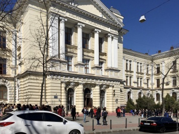 Одесский Медин закрывают из-за нарушений пожарной безопасности
