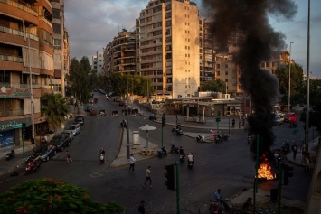Правительство Ливана уходит в отставку после акций протеста из-за взрыва в Бейруте