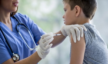 «Детей без прививок не пустят в школы и садики»: подробности