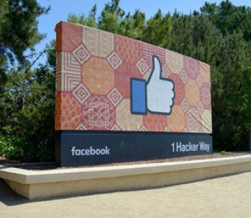 Facebook вновь обвинили в незаконном сборе биометрических данных