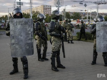 В Беларуси задержали украинских волонтеров, Офис генпрокурора направил запрос о выдаче 28 вагнеровцев. Главное за день