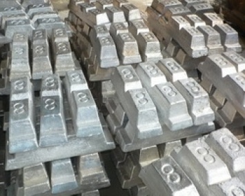 РФ сократила экспорт никеля и алюминия