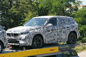 BMW уже готовит сменщика X1 в кузове U11