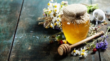 Десять полезных свойств меда