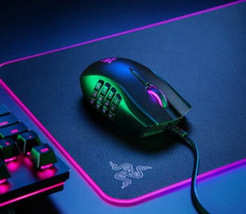Razer выпустила 20-кнопочную мышь Naga для левшей
