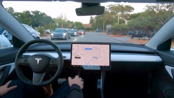 Полный автопилот Tesla появится совсем скоро: названа дата