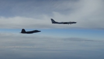 Корея перехватила два российских бомбардировщика в сопровождении истребителей