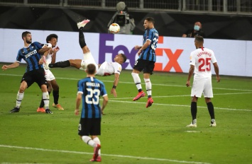«Севилья» в ярком матче одолела «Интер» и выиграла Лигу Европы