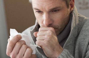 Сильнее антибиотиков: названо домашнее средство против кашля