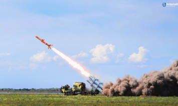 На вооружение ВСУ принят береговой ракетный комплекс «Нептун»