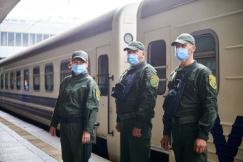 К поездам из Киева в Одессу и Херсон приставят охрану