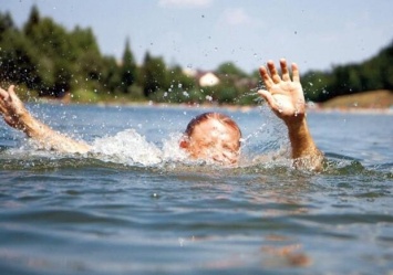 В Запорожской области в пруду утонул 6-летний мальчик