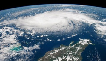 В Техасе и Луизиане эвакуируют более полумиллиона человек из-за урагана "Лаура"